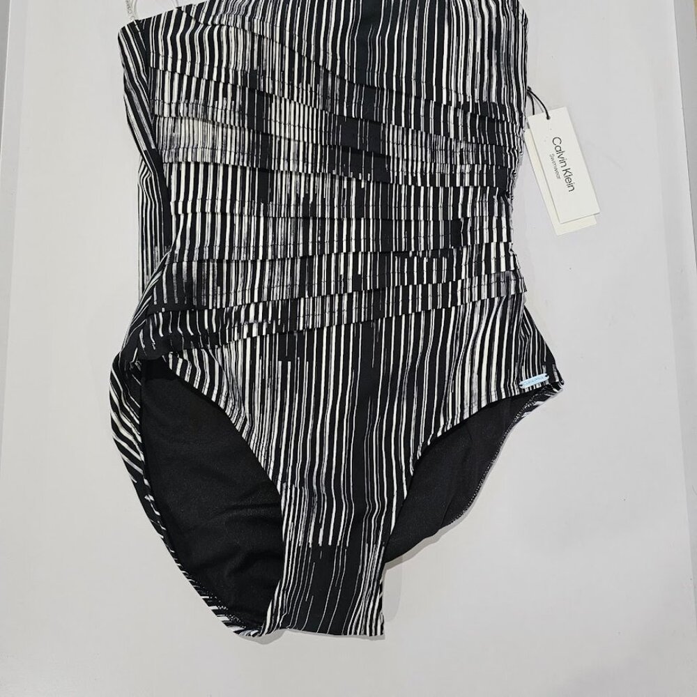Calvin Klein One-Shoulder Starburst One-Piece Swimsuit - Picture 5 of 11